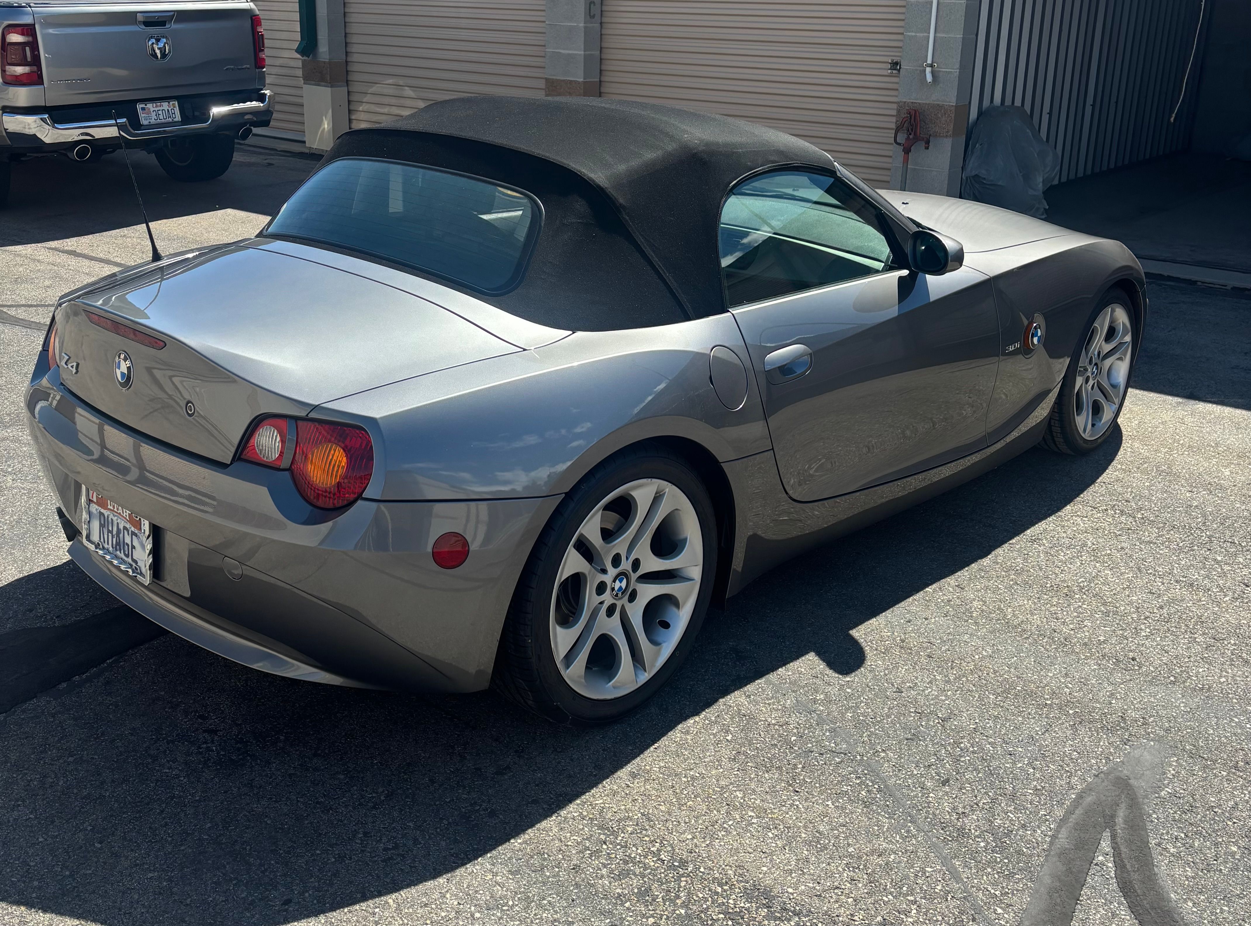 Used 2004 BMW Z4 3.0i RWD image 6
