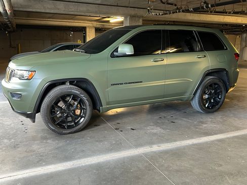 Used 2021 Jeep Grand Cherokee Limited w/ Quick Order Package 28K 80th image 9