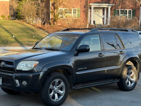 Used 2007 Toyota 4Runner Limited image 2