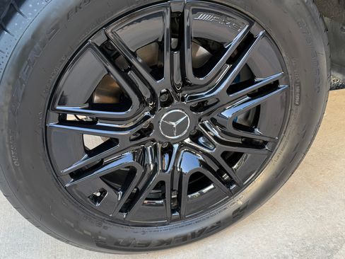 Used 2025 Mercedes-Benz G 580 w/ EQ Technology image 17