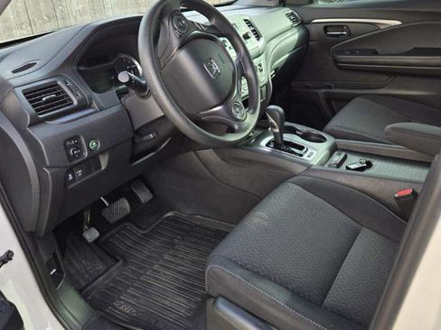 Used 2018 Honda Ridgeline Sport image 4