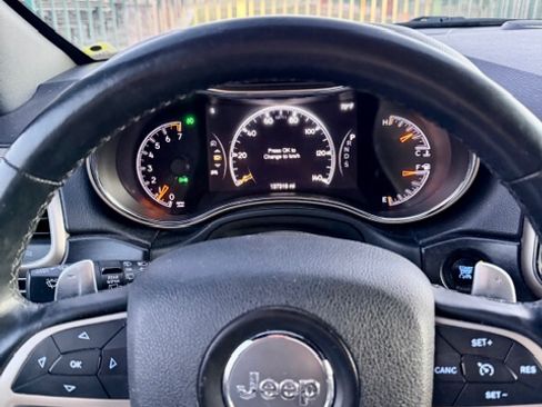 Used 2014 Jeep Grand Cherokee Limited image 5