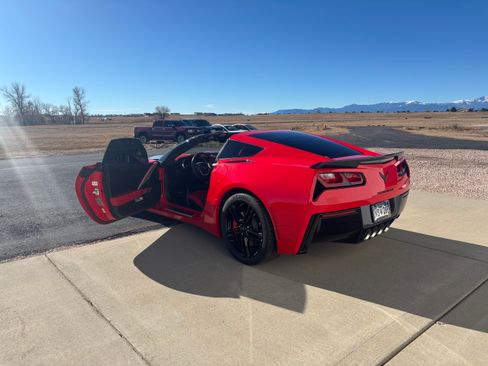 Used 2016 Chevrolet Corvette Stingray Coupe w/ 3LT Preferred Equipment Group image 10