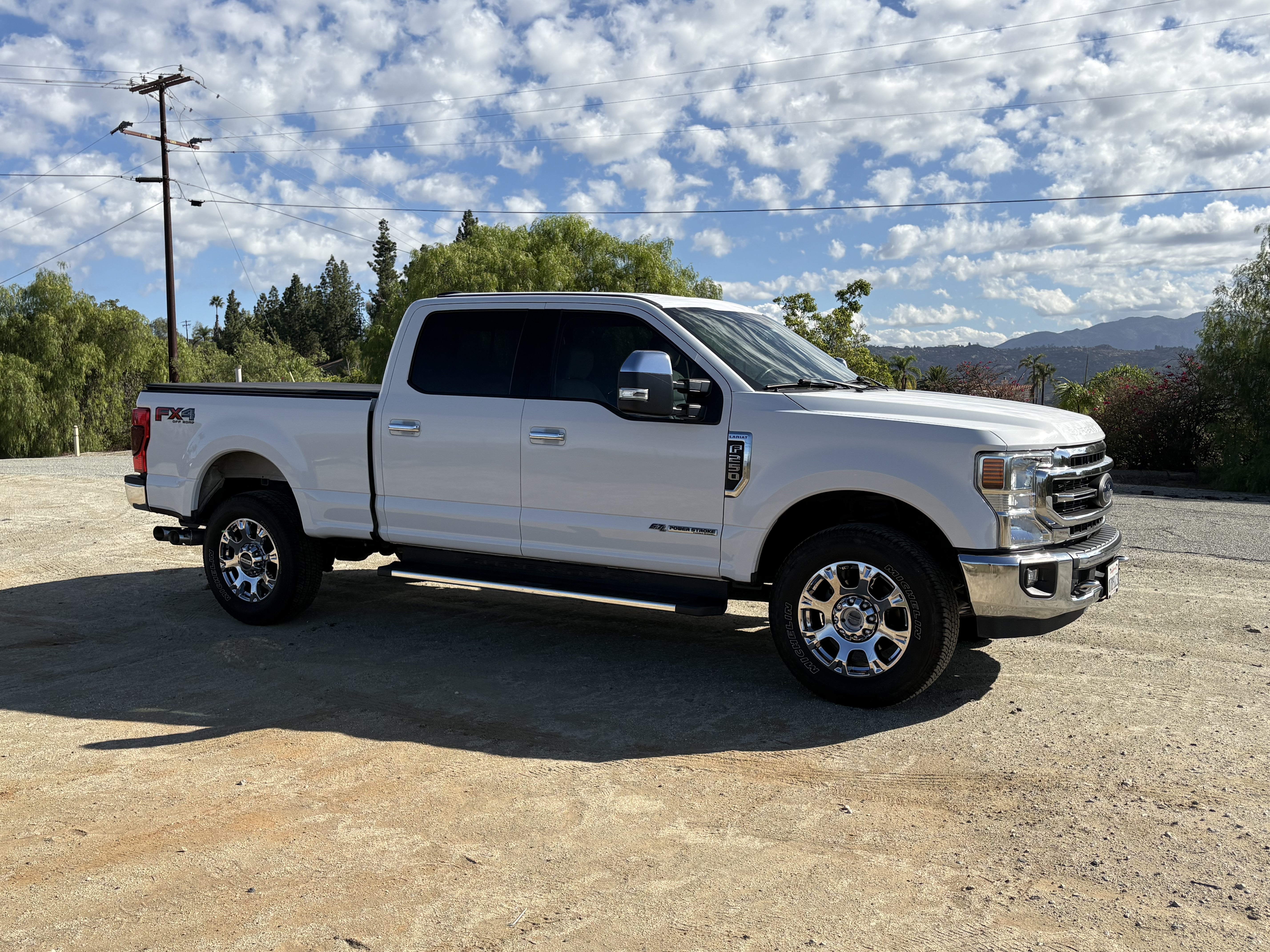 Used 2020 Ford F250 Lariat w/ Chrome Package AWD/4WD image 4