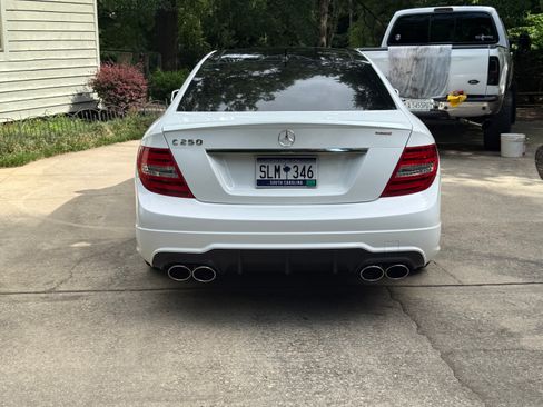 Used 2014 Mercedes-Benz C 250 Coupe image 4