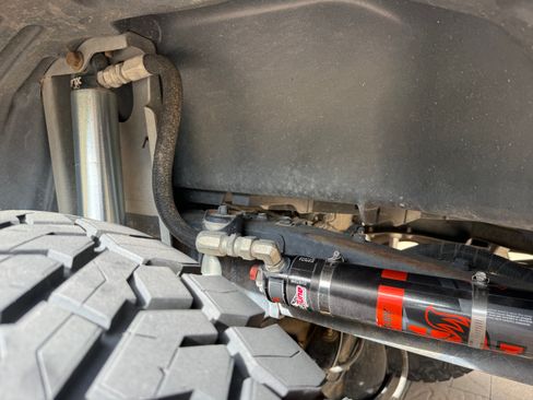 Used 2017 Toyota Tacoma TRD Off-Road AWD/4WD image 20