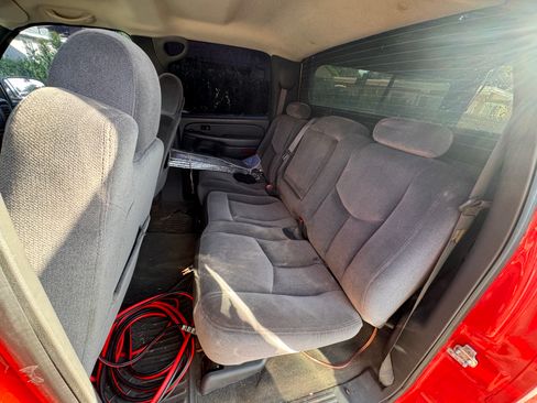 Used 2004 GMC Sierra 1500 SLE RWD image 16