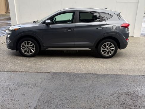 Used 2018 Hyundai Tucson SEL image 15