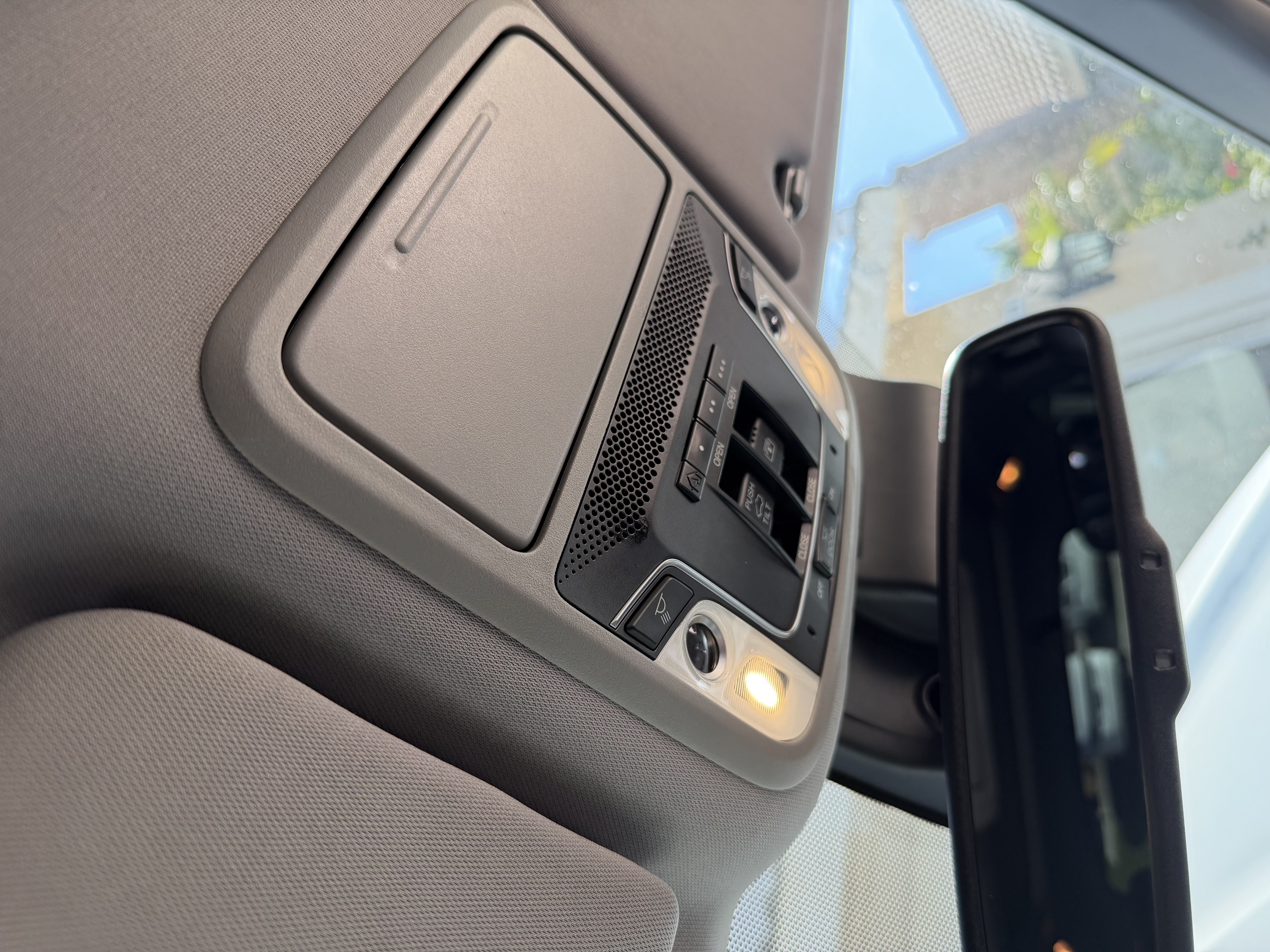 Used 2016 Honda Pilot Elite image 15