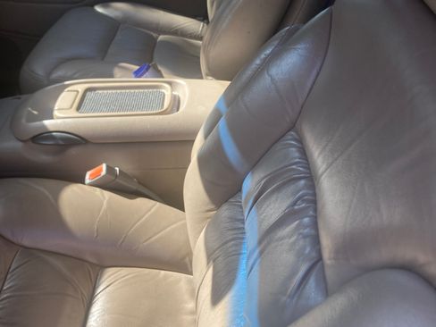 Used 1999 GMC Suburban 2WD w/ Marketing Opt Pkg 3 image 20