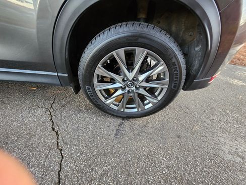 Used 2020 MAZDA CX-5 Signature image 12