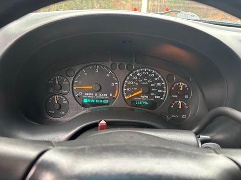 Used 2001 Chevrolet S10 Pickup LS w/ Preferred Equipment Group image 10