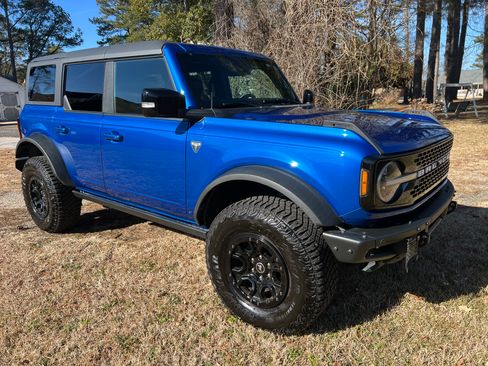 Used 2021 Ford Bronco First Edition image 4