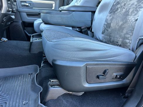 Used 2018 RAM 2500 Big Horn image 13