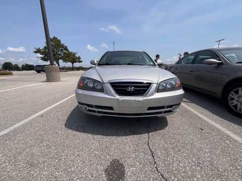 Used 2006 Hyundai Elantra Limited FWD image 24