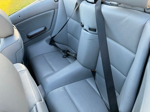 Used 2004 BMW 330Ci Convertible image 26