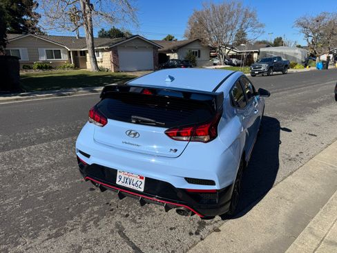 Used 2022 Hyundai Veloster N image 10