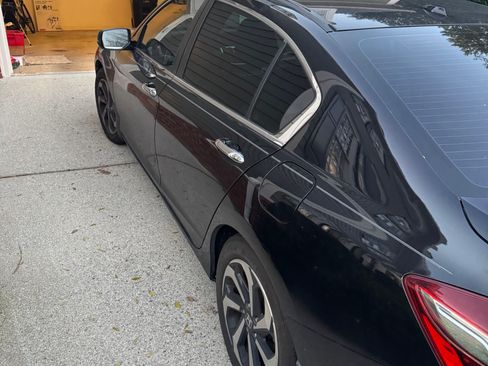 Used 2016 Honda Accord EX image 14