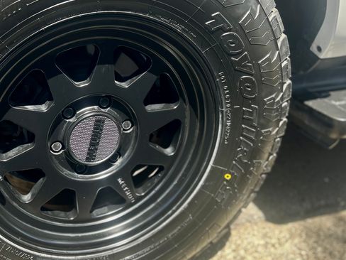 Used 2016 Toyota 4Runner SR5 AWD/4WD image 6