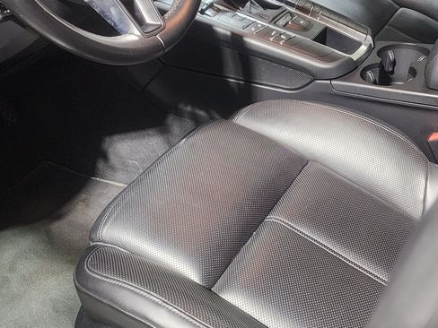 Used 2016 Porsche Macan S image 6