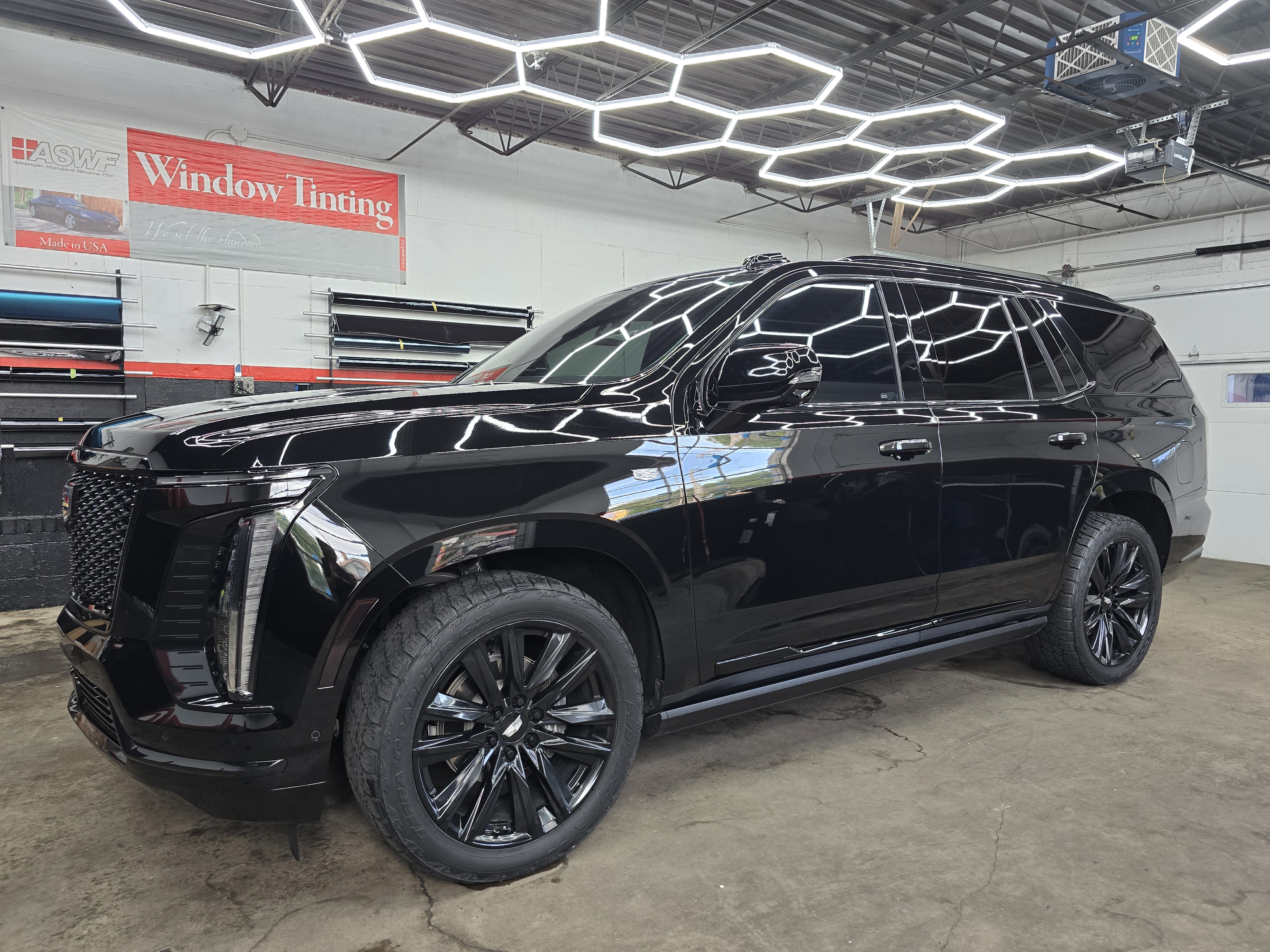 Used 2025 Cadillac Escalade Sport w/ Touring Package AWD/4WD image 1