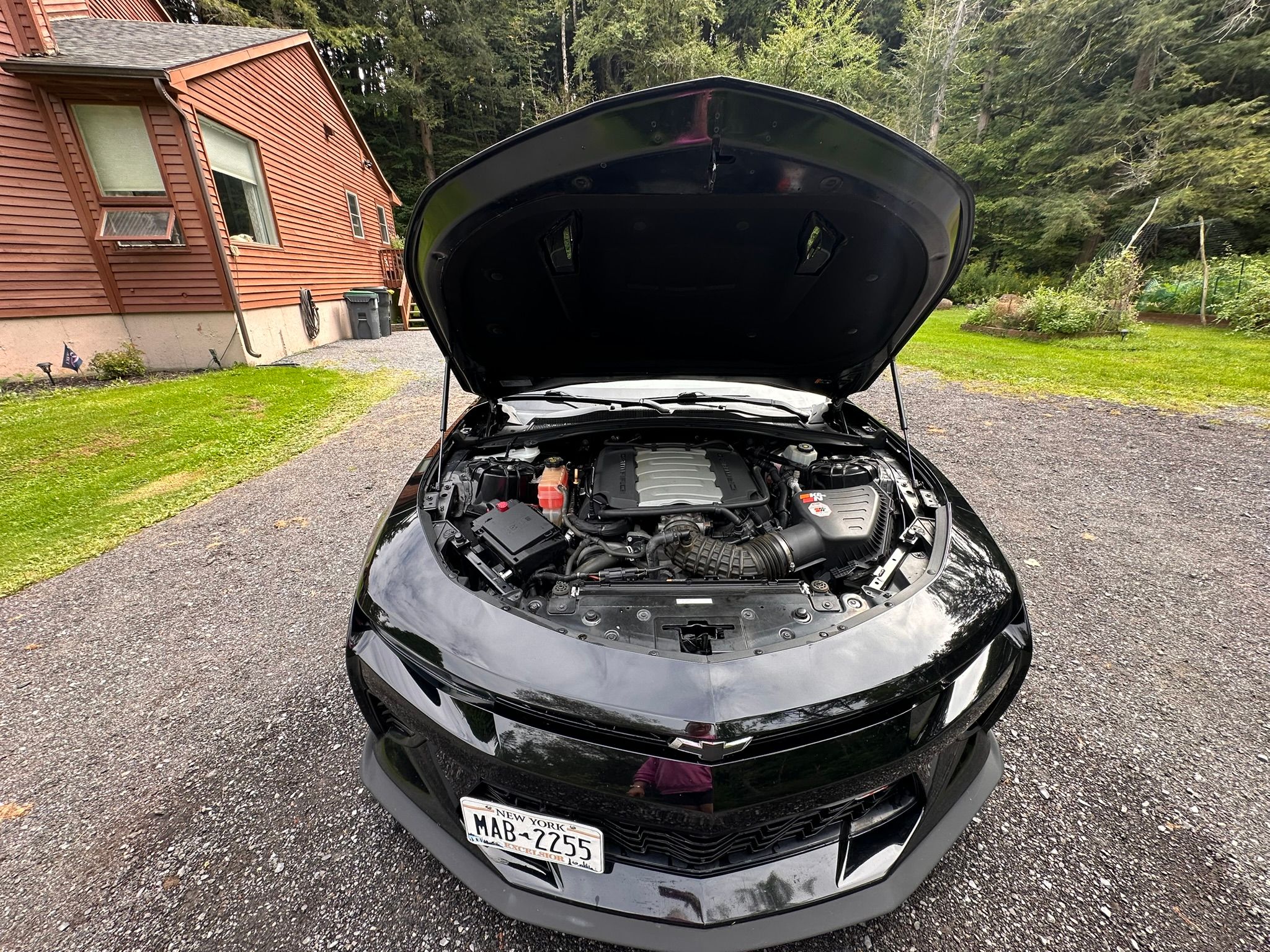 Used 2018 Chevrolet Camaro SS RWD image 4