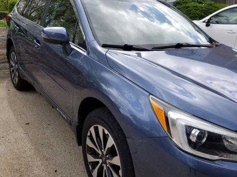 Used 2015 Subaru Outback 2.5i Limited AWD/4WD image 1