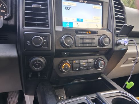 Used 2018 Ford F150 XL w/ Equipment Group 101A Mid image 12