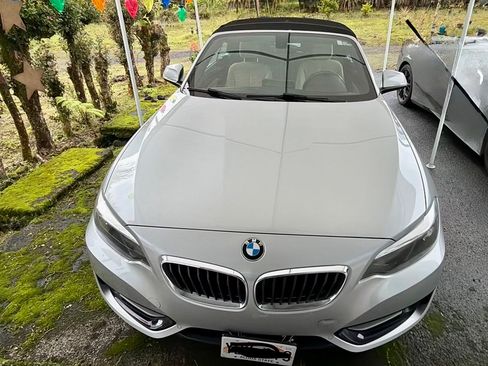 Used 2017 BMW 230i Convertible RWD image 5
