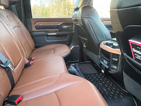 Used 2022 RAM 3500 Limited image 6