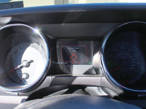 Used 2017 Ford Mustang GT w/ GT Performance Package image 12