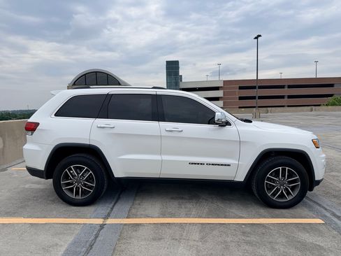 Used 2021 Jeep Grand Cherokee Limited w/ Luxury Group II AWD/4WD image 4