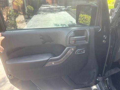 Used 2013 Jeep Wrangler Unlimited Sport AWD/4WD image 18