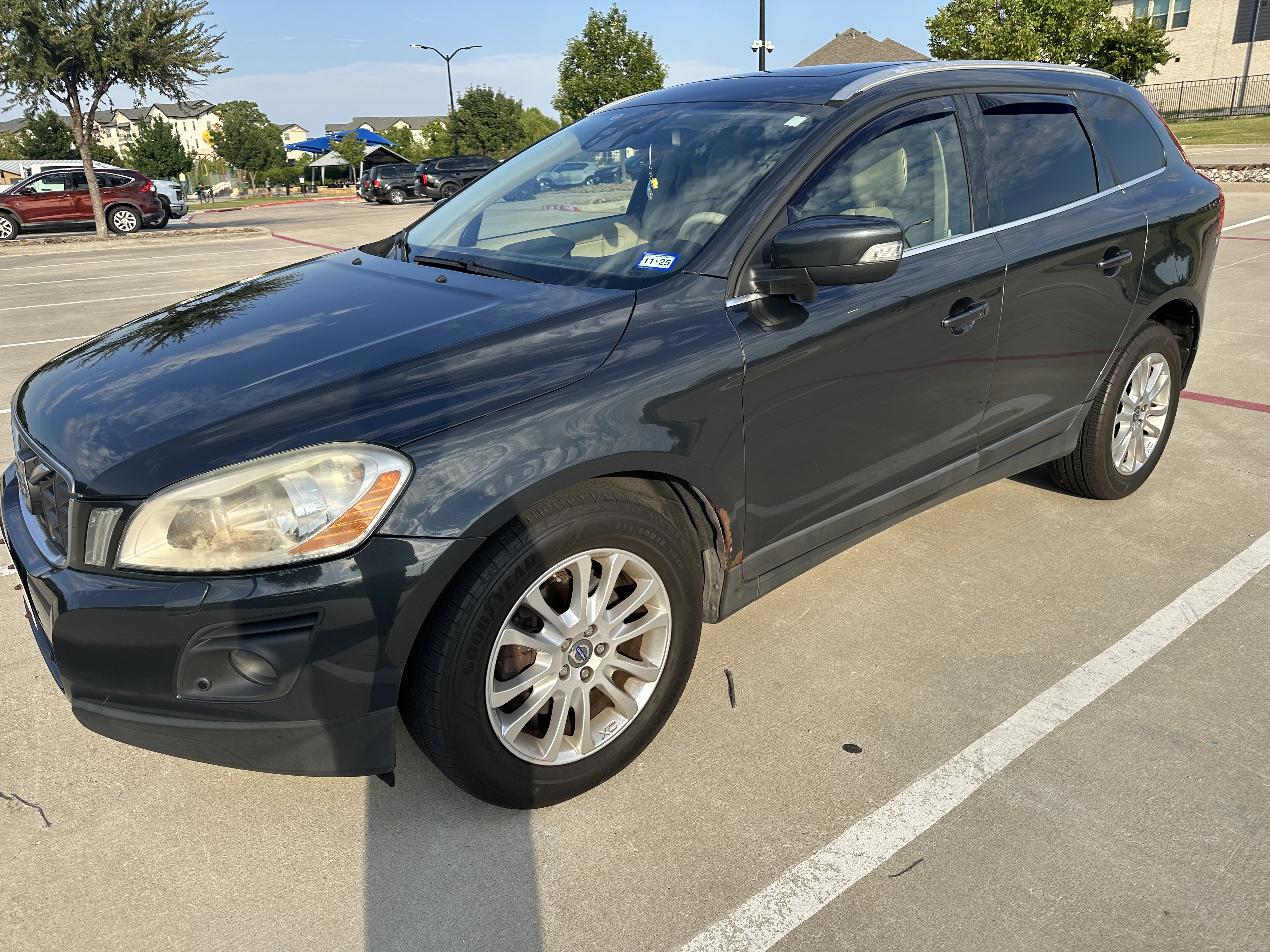 Used 2010 Volvo XC60 T6 R-Design AWD/4WD image 26