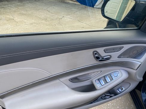 Used 2015 Mercedes-Benz S 550 4MATIC Sedan image 10