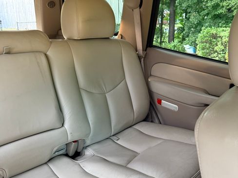 Used 2003 Chevrolet Tahoe Z71 AWD/4WD image 28