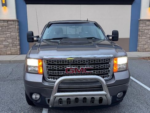 Used 2013 GMC Sierra 2500 Denali w/ Suspension Package, Off-Road image 8