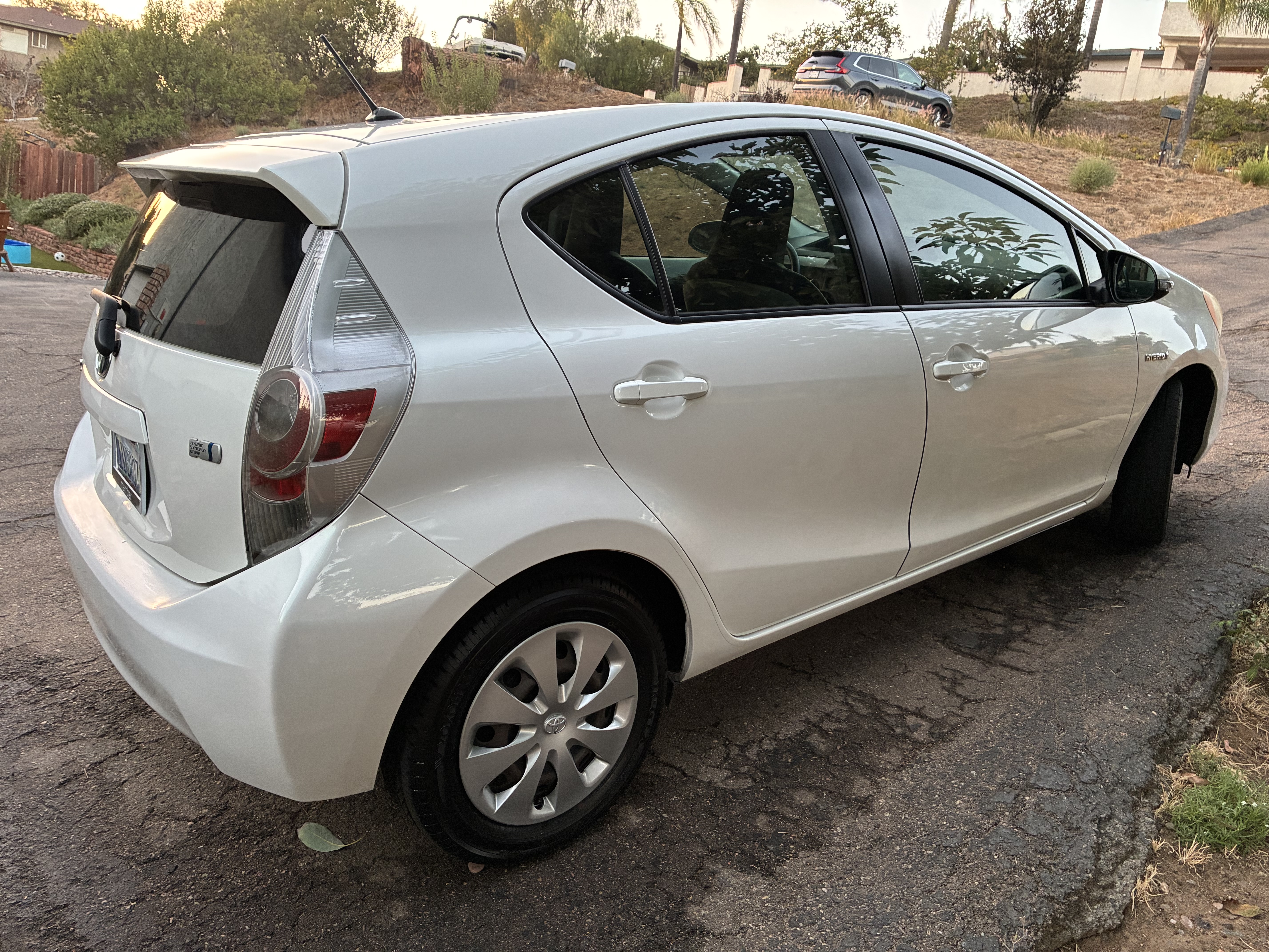 Used 2012 Toyota Prius C One FWD image 2