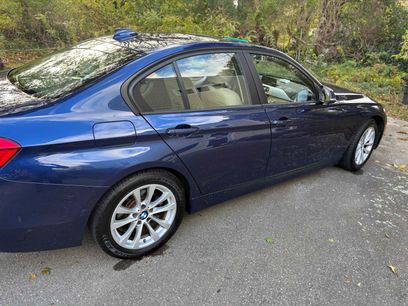 Used 2018 BMW 320i xDrive Sedan w/ Convenience Package