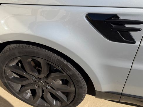 Used 2022 Land Rover Range Rover Sport HSE Silver Edition AWD/4WD image 4