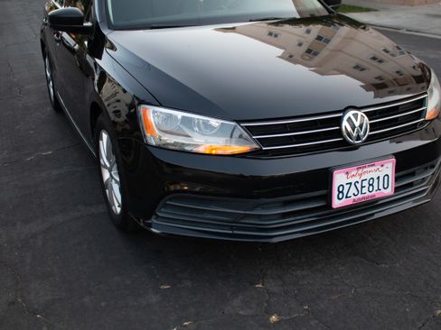 Used 2015 Volkswagen Jetta SE image 25