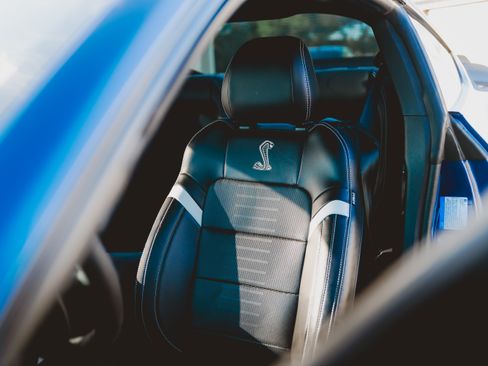 Used 2022 Ford Mustang Shelby GT500 w/ Technology Package image 18