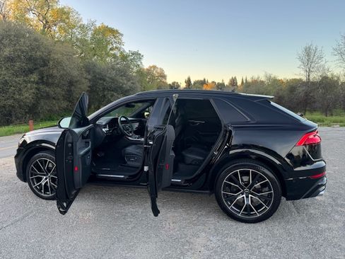 Used 2021 Audi SQ8 Prestige image 8