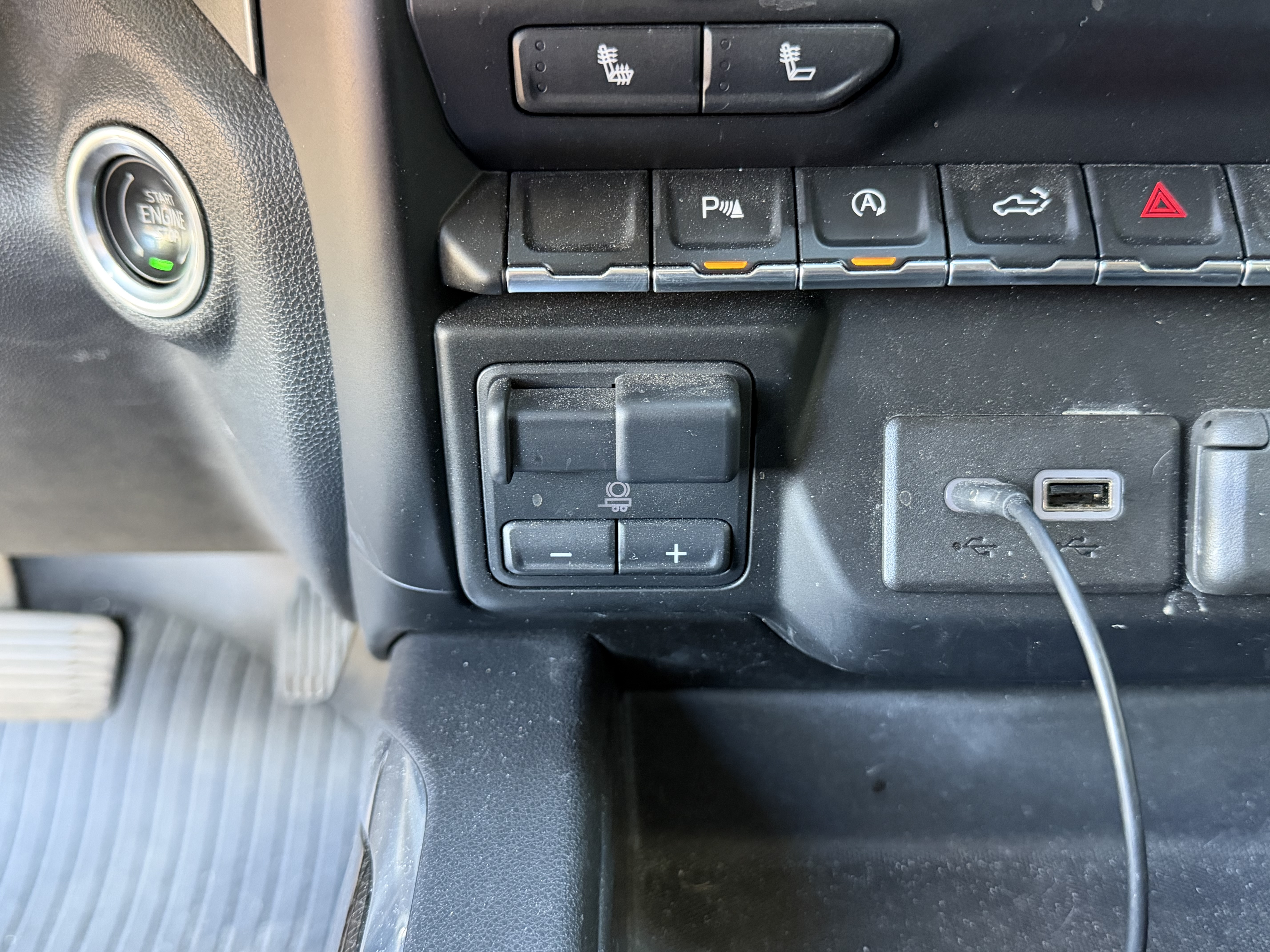 Used 2021 Chevrolet Silverado 1500 LT Trail Boss w/ Convenience Package II AWD/4WD image 23
