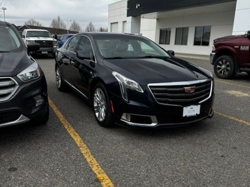 Used 2018 Cadillac XTS Luxury w/ Driver Awareness Package AWD/4WD image 1
