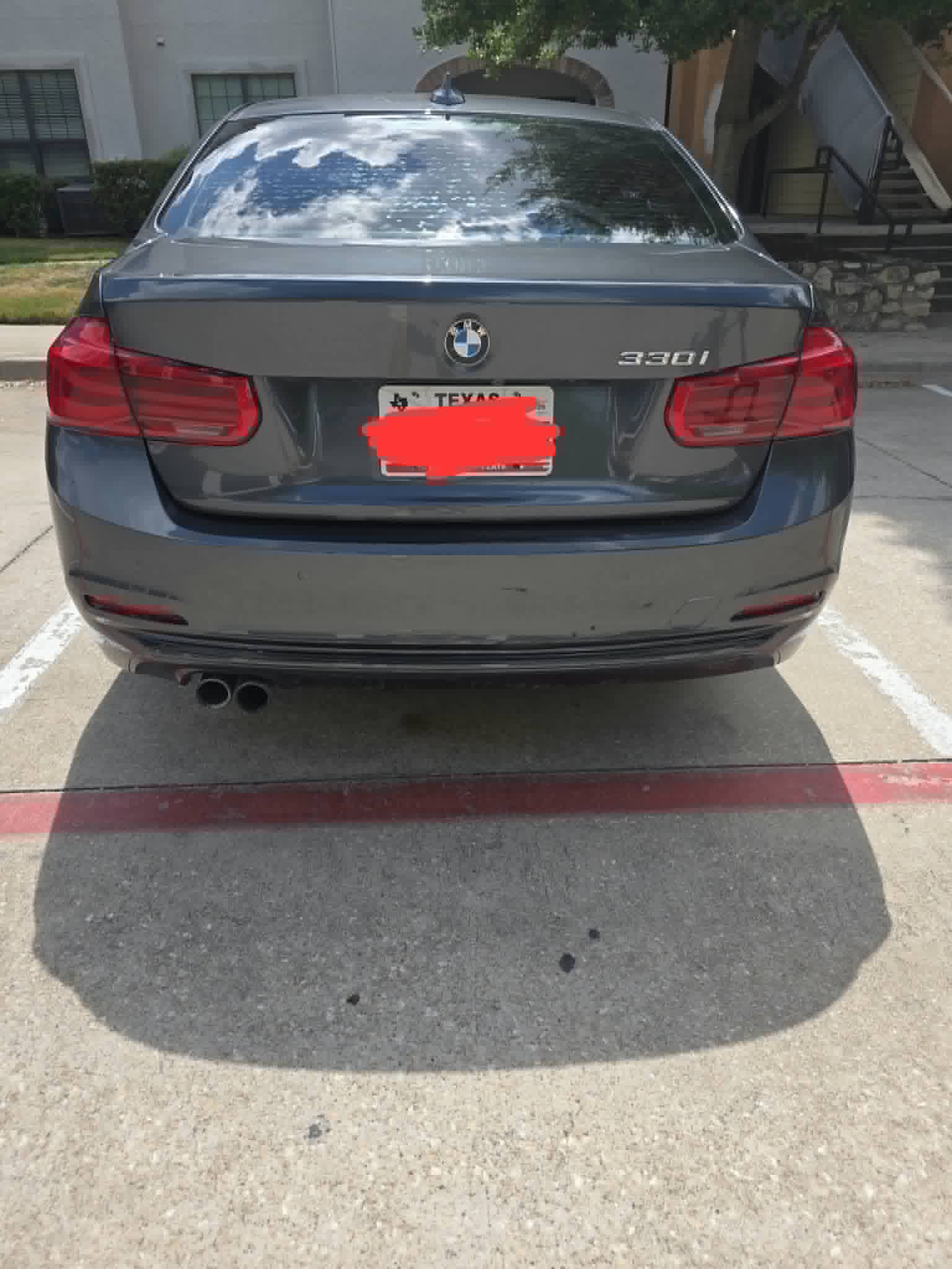 Used 2017 BMW 330i Sedan RWD image 4