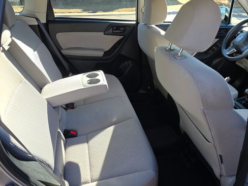 Used 2016 Subaru Forester 2.5i Premium image 23