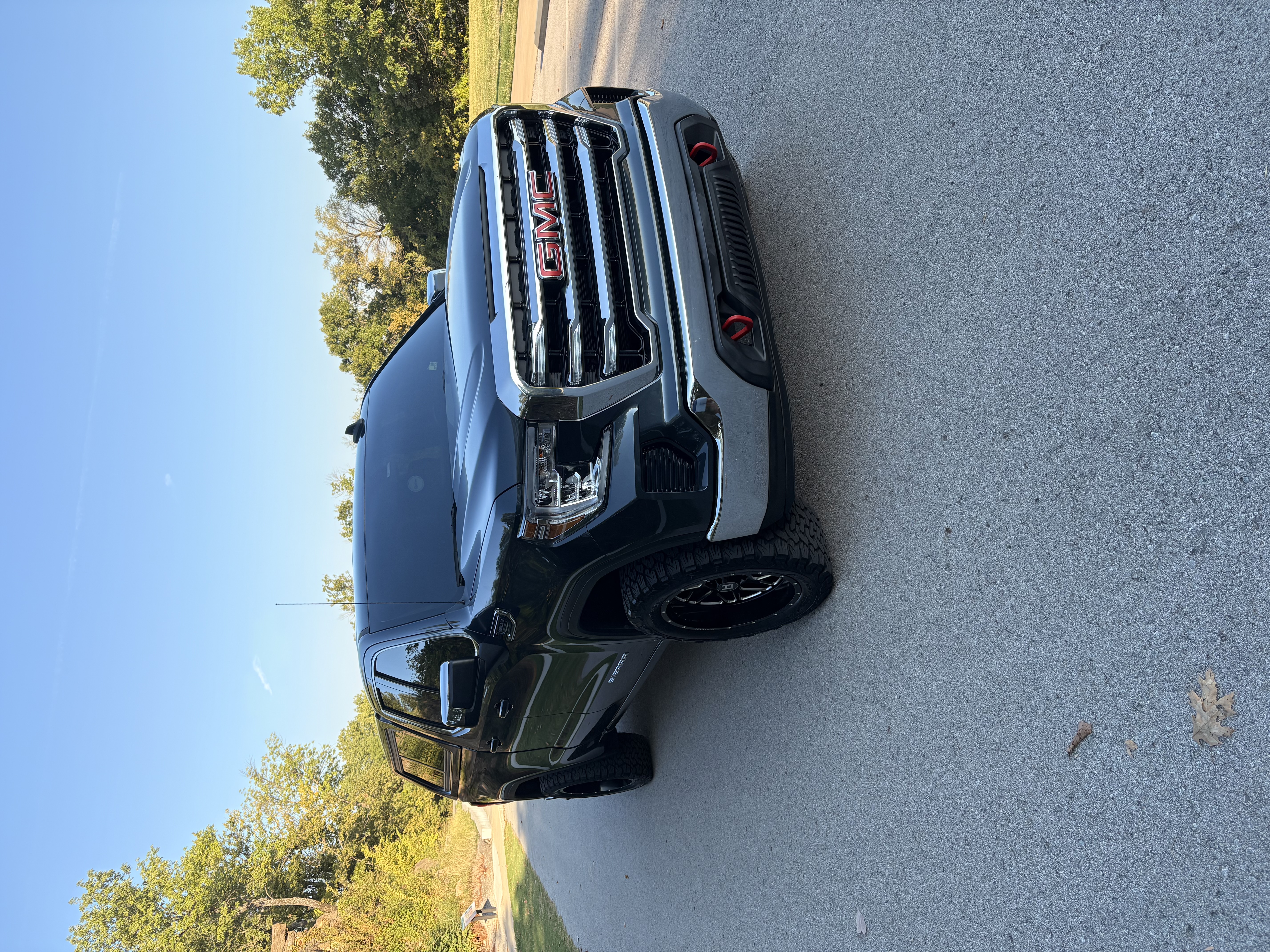 Used 2019 GMC Sierra 1500 SLE w/ SLE Value Package RWD image 2