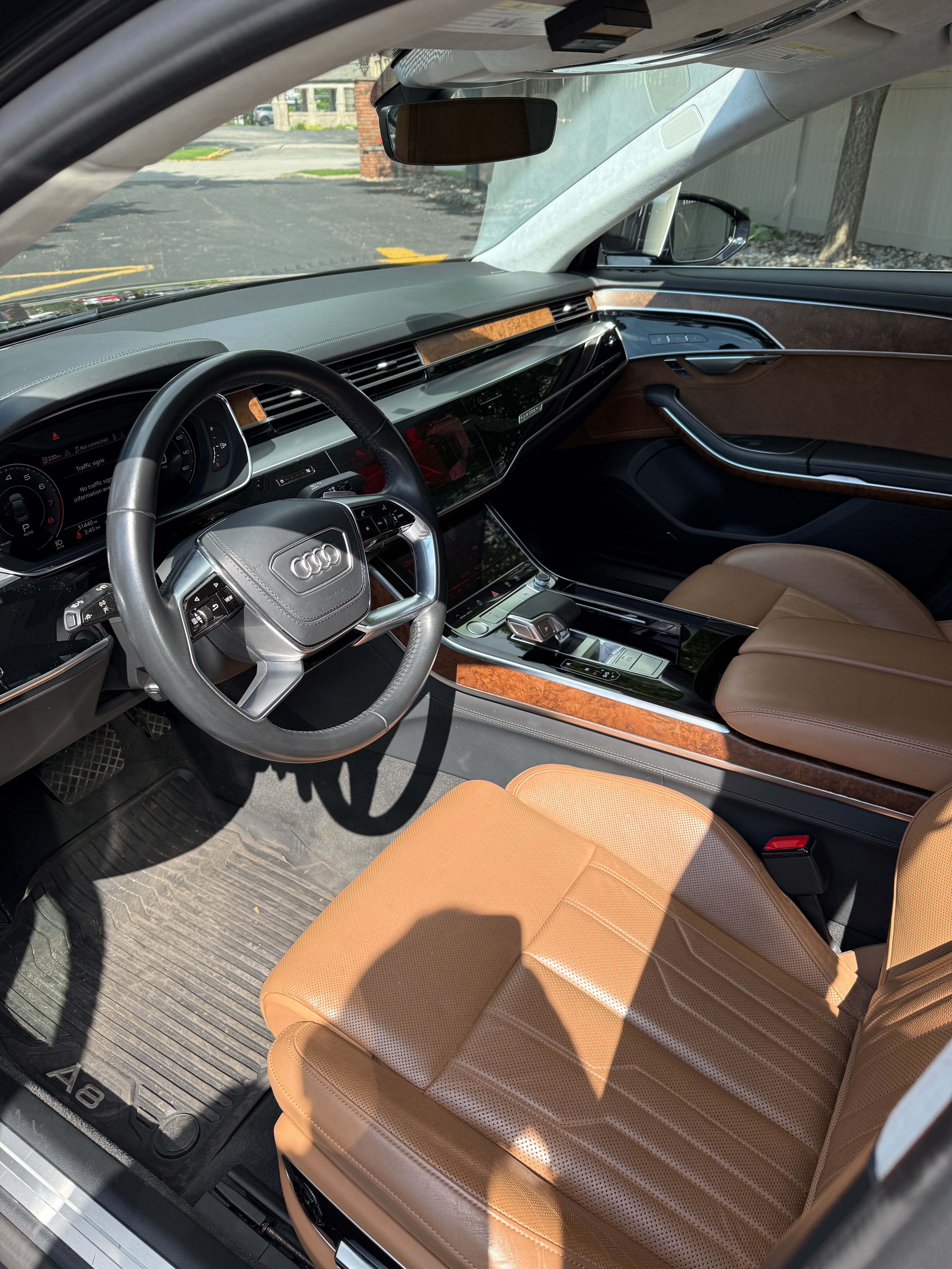 Used 2020 Audi A8 L 4.0T w/ Executive Package AWD/4WD image 5