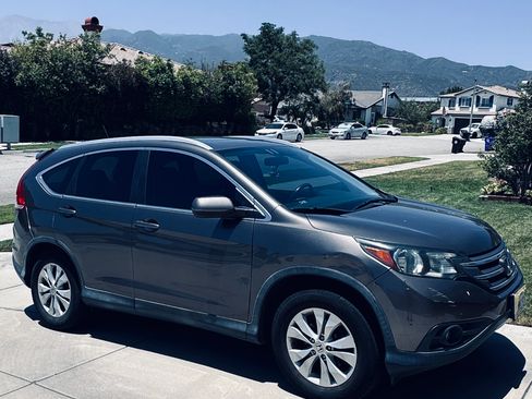 Used 2014 Honda CR-V EX-L image 2
